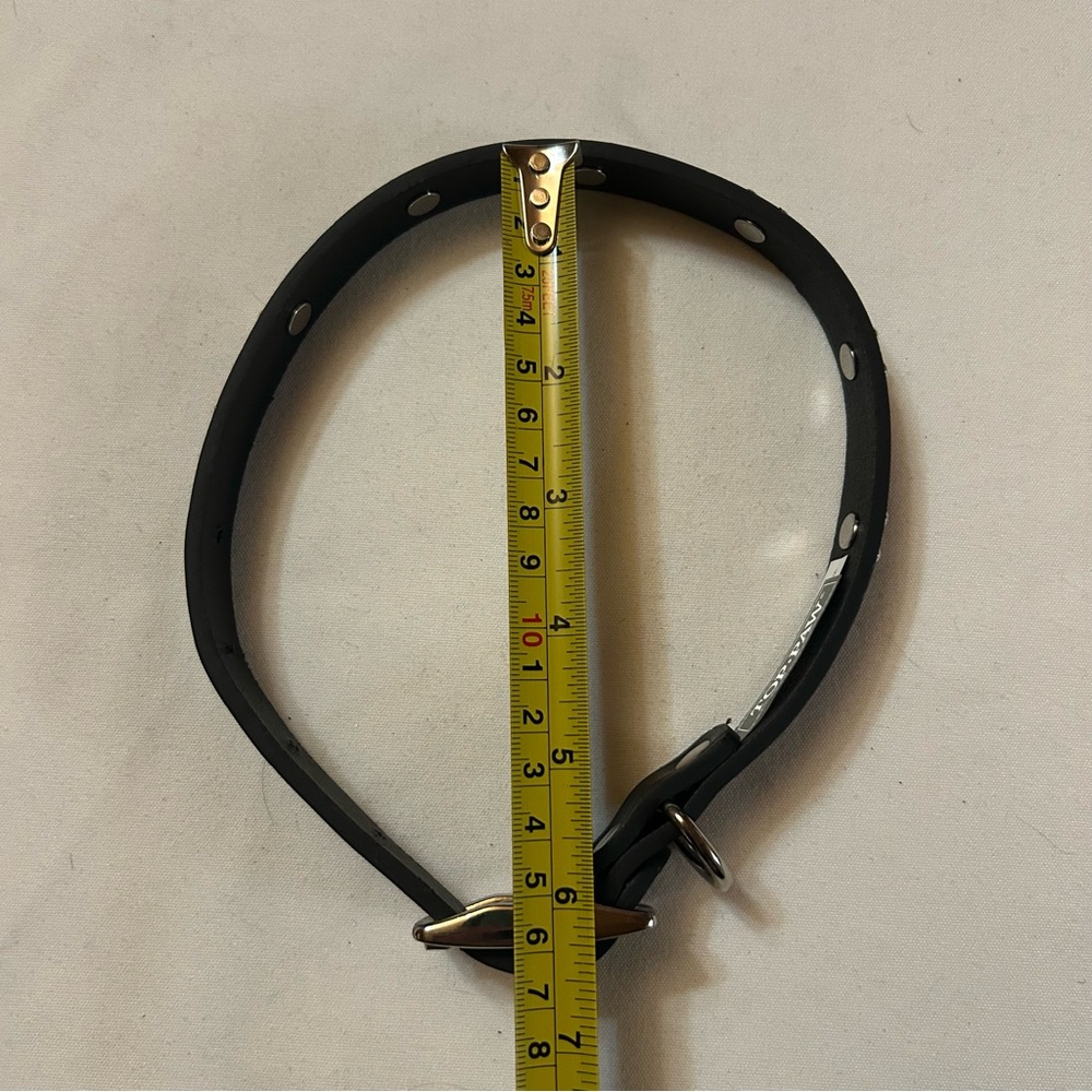 Medium Bone Black Leather Collar - Picture 4 of 6